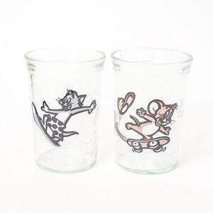 Tom & Jerry Vintage Glass Welchs Surfing Skateboarding Pair of 2